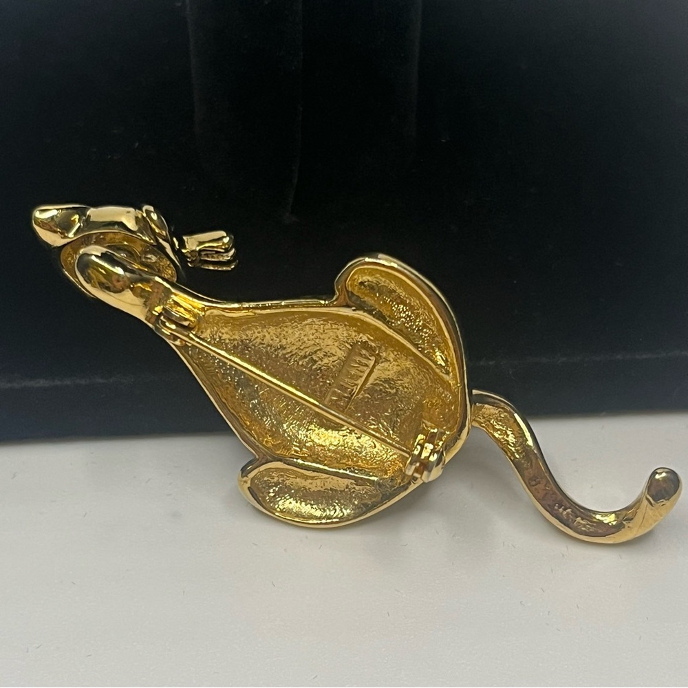 vintage gold tone trembling cat brooch signed CMJENT - Picture 5 of 7